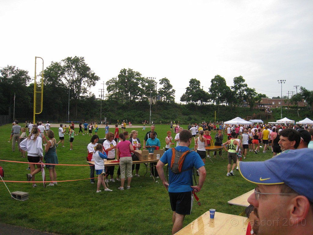 Solstice 10K 2010-06 0215.jpg - The 2010 running of the Northville Michigan Solstice 10K race. Six miles of heat, humidity and hills.